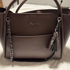 Limited Edition Espresso Boss Tote™ Diaper Bag

Sold out online!